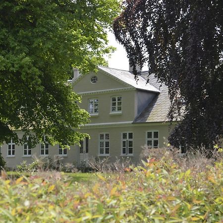 Store Ejlstrup Bed & Breakfast Одензе Екстериор снимка
