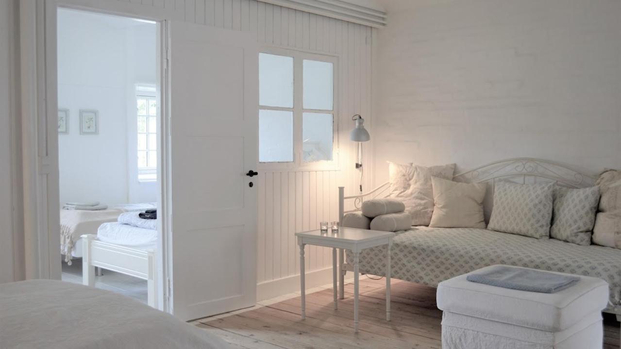 Store Ejlstrup Bed & Breakfast Одензе Екстериор снимка
