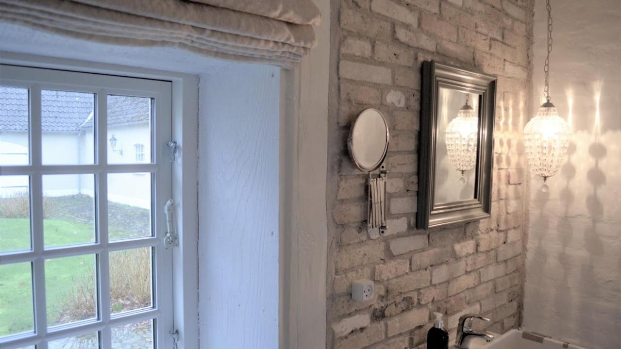 Store Ejlstrup Bed & Breakfast Одензе Екстериор снимка
